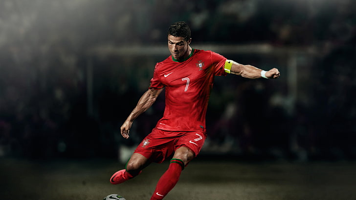 Cristiano Ronaldo Family, cristiano, ronalod, healthy lifestyle, human limb Free HD Wallpaper