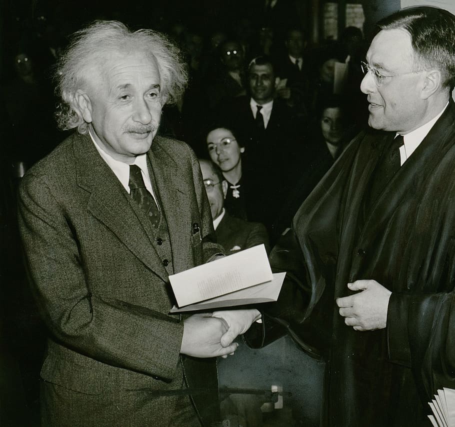 Small Arrow Pointing Left, senior adult, albert, maxplanck medal in 1929, albert einstein