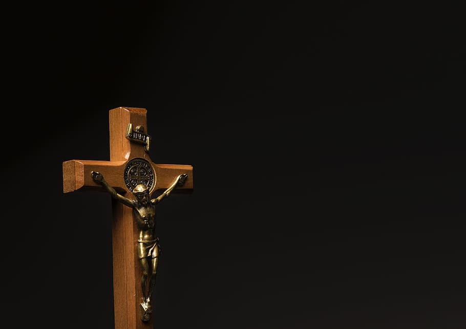 Black Jesus, spirituality, studio shot, cross shape, prayer Free HD Wallpaper