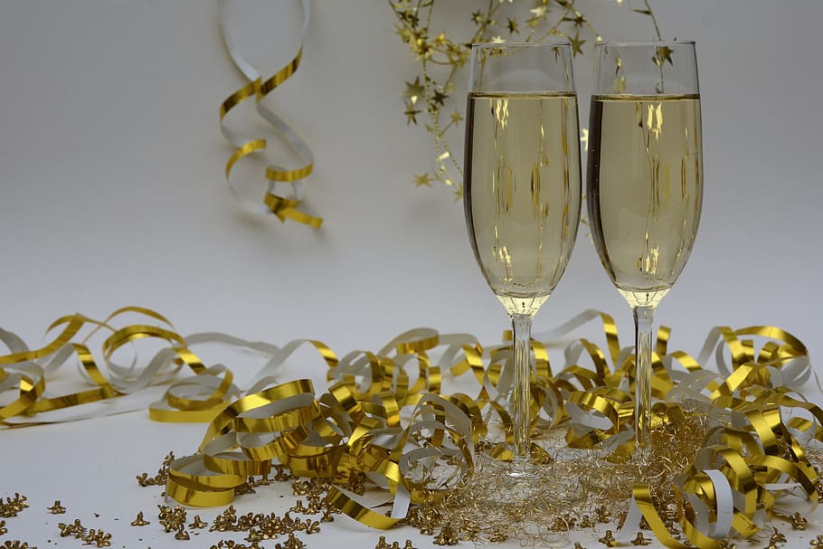 Animated Happy New Year 2018, decoration, new year, drink, glasses