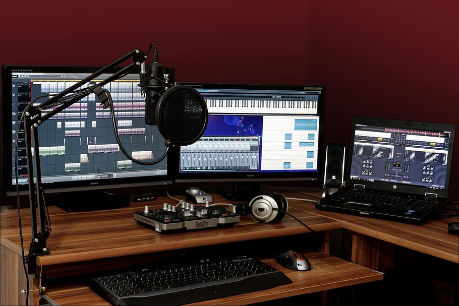 Free Music Studio Software, audio equipment, monitor, three, black Free HD Wallpaper