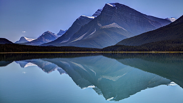 3840X2160 Mountains, symmetry, blue, environment, sky