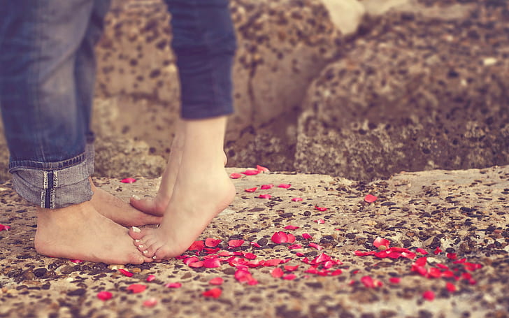 Under Alpha Couples Feet, people,, happy, love, faded Free HD Wallpaper