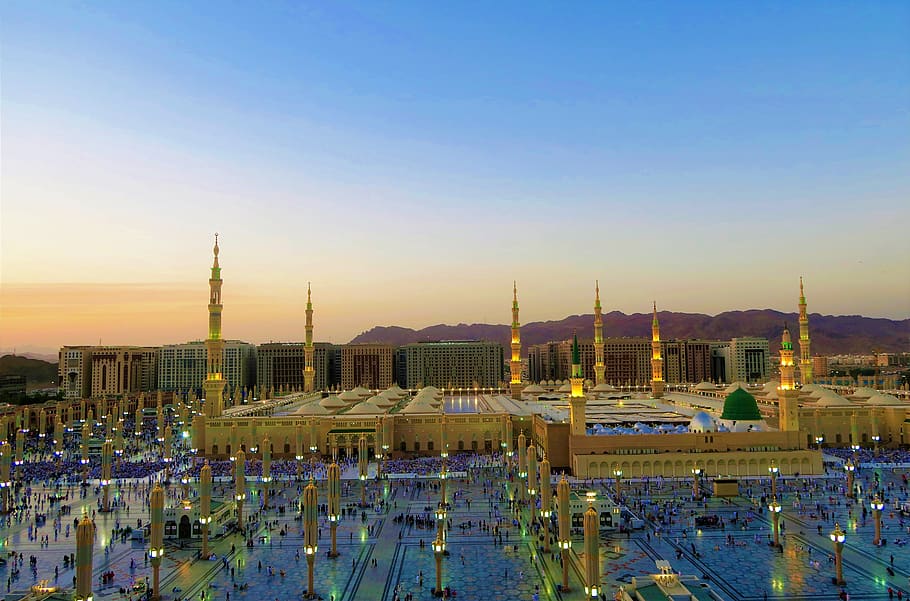 Masjid Nabawi Night View, water, luxury, muslim, sky Free HD Wallpaper