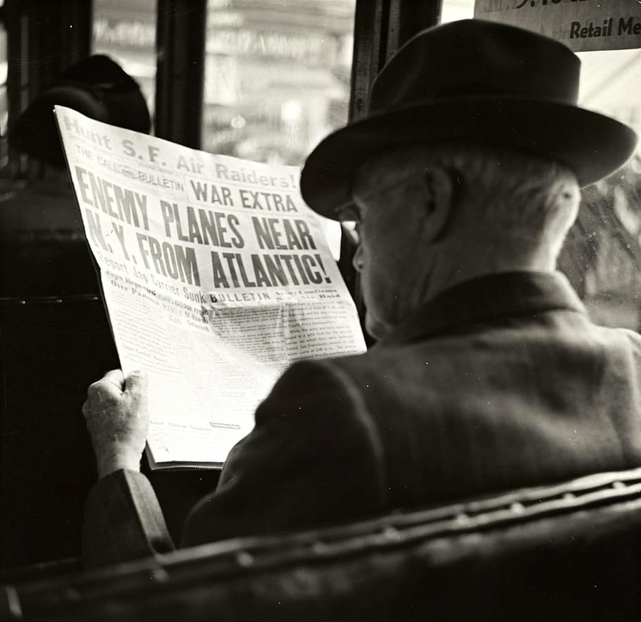 Media Camera, portrait, finance, cap, focus on foreground