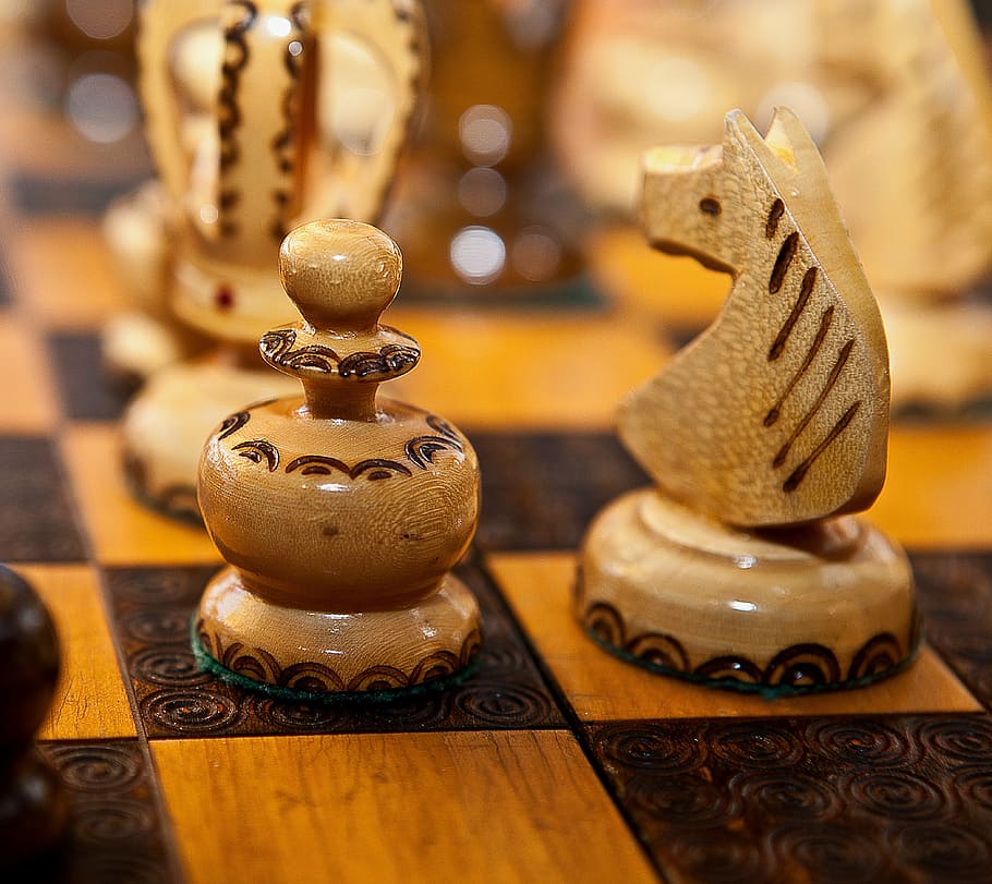 Ornate Chess Set, wood  material, king, the strategy, wooden figures Free HD Wallpaper