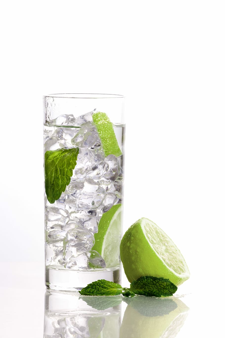 Mojito Brand, gin, isolated, cold temperature, ice