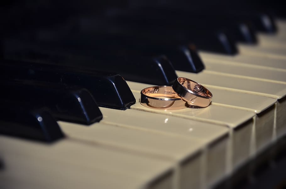 selective focus, keyboard instrument, music, black color Free HD Wallpaper