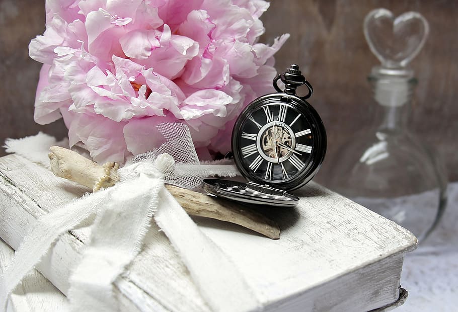 Steampunk Pocket Watch, discoloration, beauty, worn, peony