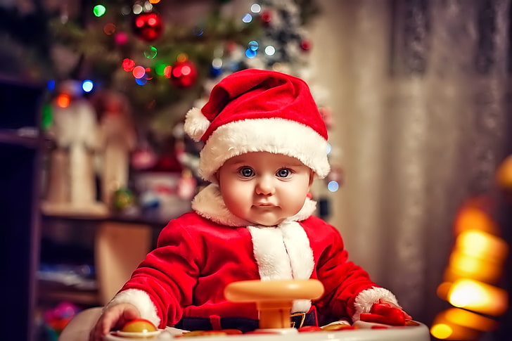 Cute Family Christmas, table, gift, fun, joy Free HD Wallpaper