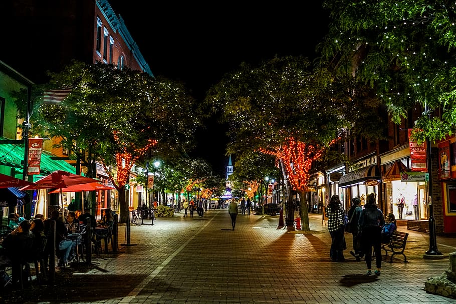 vermont, night, church street, crowd