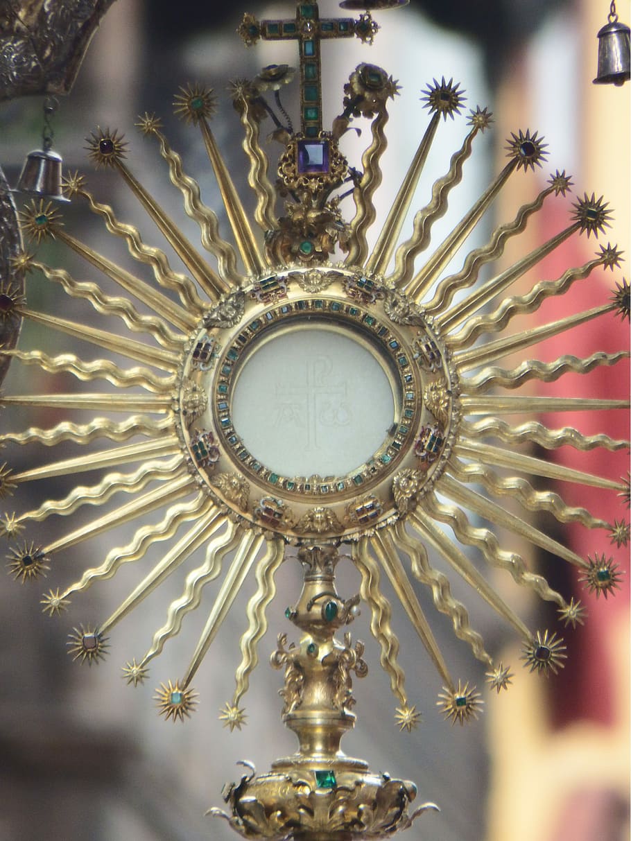 Church Monstrance, luxury, hanging, spirituality, gold colored Free HD Wallpaper