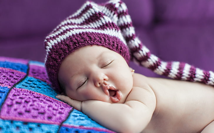 Cute Puppies, hat, babyhood, mouth open, lying down Free HD Wallpaper