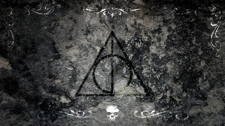 Harry Potter Triangle Symbol, closeup, art and craft, love, graffiti