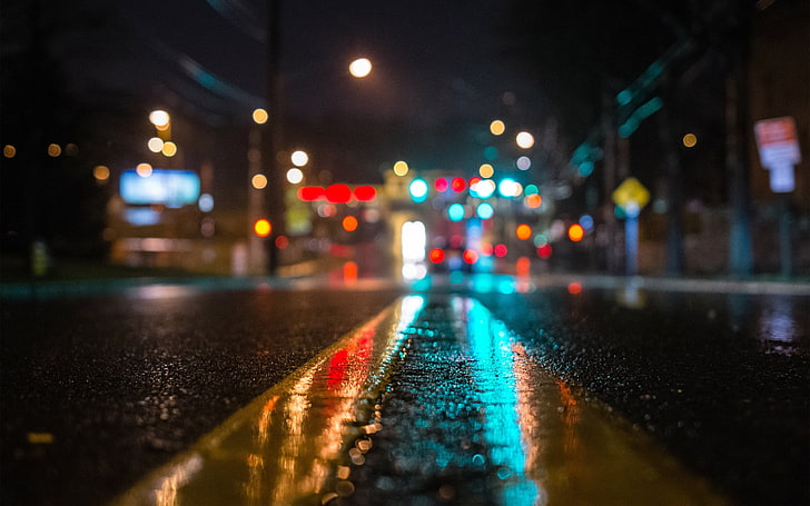 Urban City Street, city life, raindrop, blurred motion, mode of transportation Free HD Wallpaper