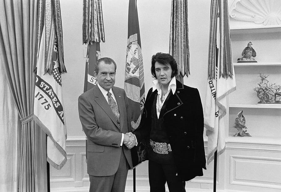 Elvis Presley Richard Nixon, looking at camera, young men, welldressed, musician Free HD Wallpaper