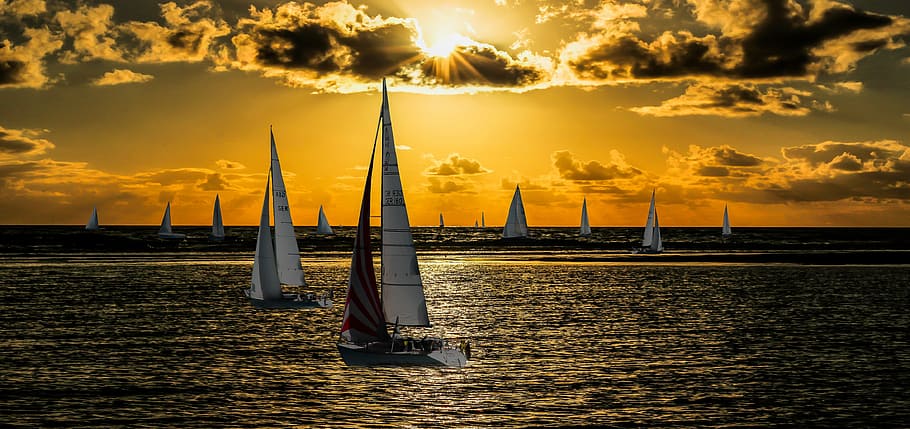 Pics of Boats in Water, golden, abendstimmung, course, relaxation Free HD Wallpaper