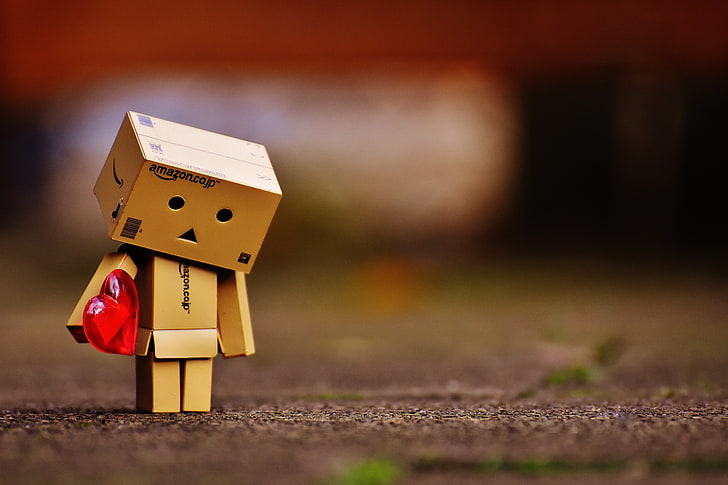 Robot De Carton, wood  material, red, nature, house Free HD Wallpaper