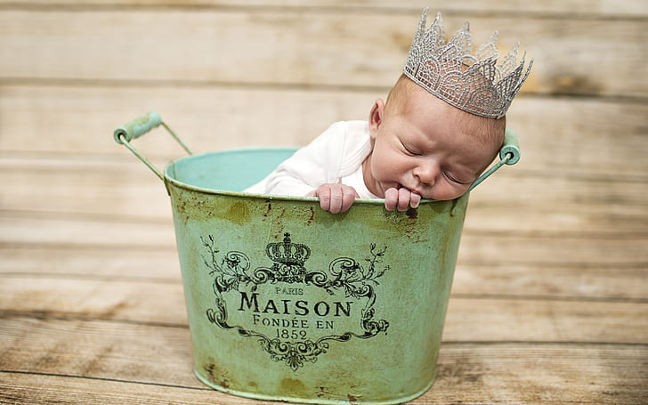 Baby Crowns and Tiaras, baby boy, cute baby, boy, cute Free HD Wallpaper