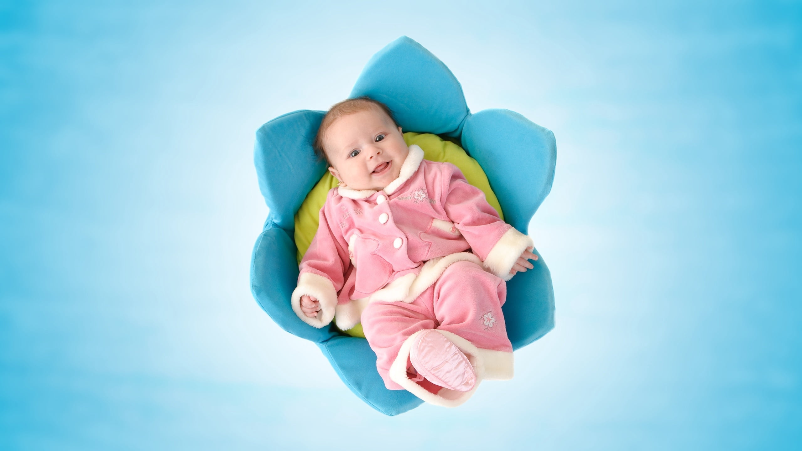 babyhood, clothing, relaxation, studio shot