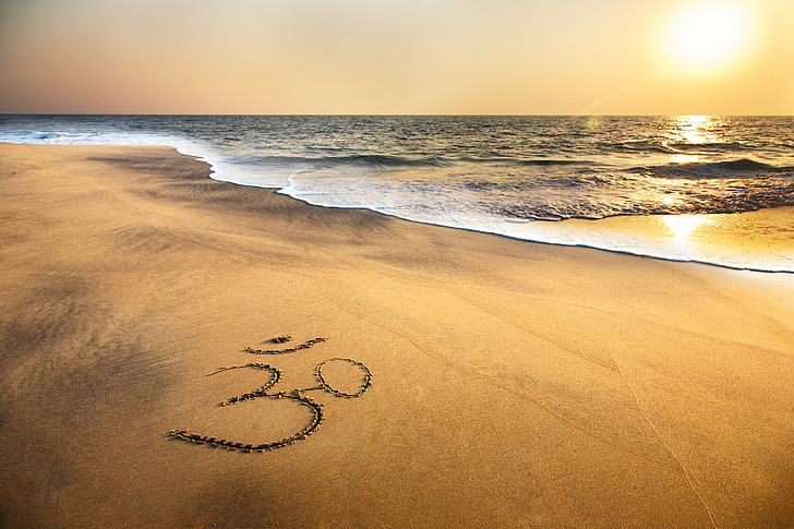 Beach Sand Footprints, sunny, day, concepts, new years eve Free HD Wallpaper