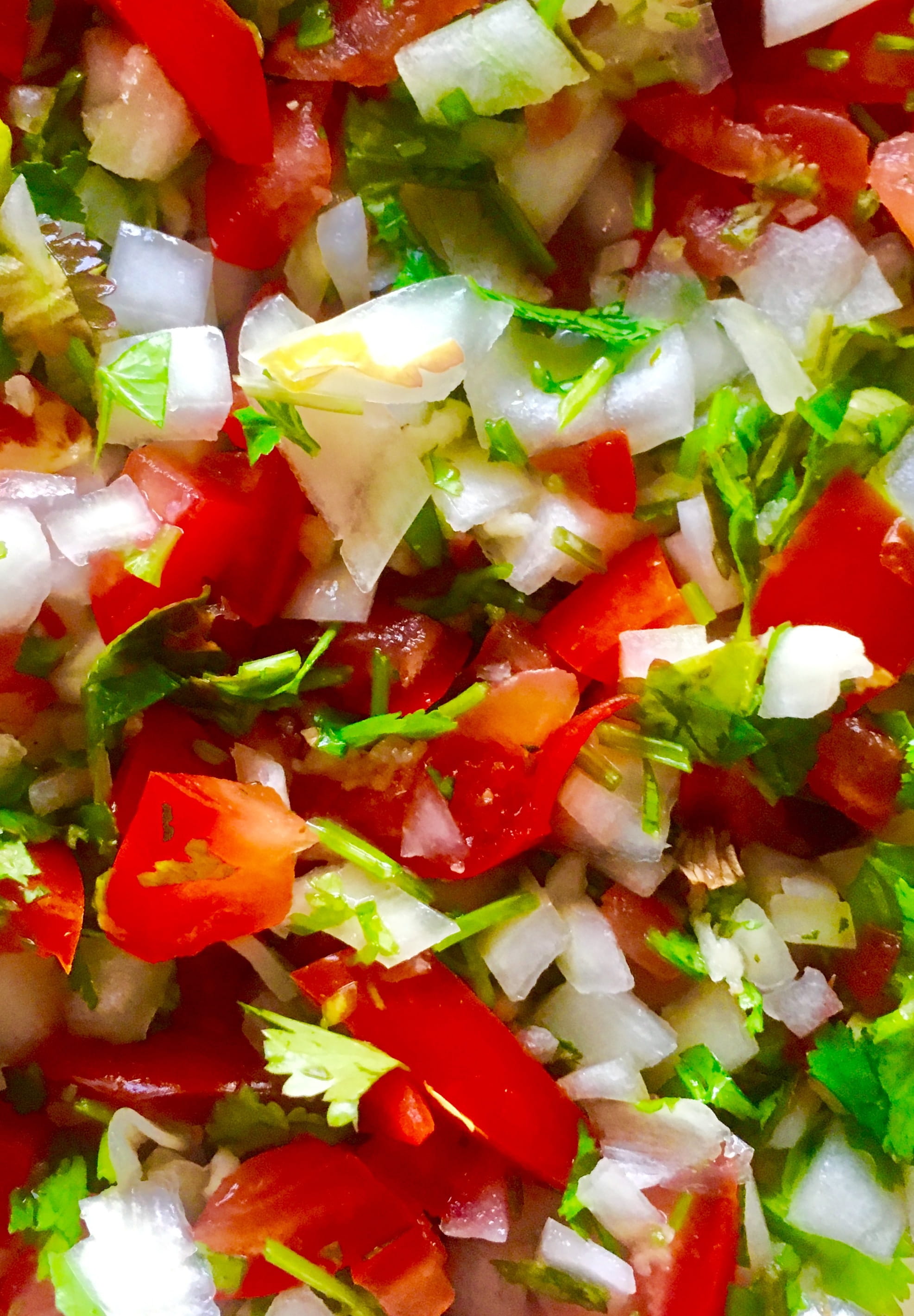 nachos, bell pepper, fruit, tomato