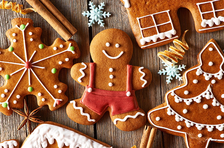 Gingerbread Christmas Tree, glaze, season, copy space, new year Free HD Wallpaper