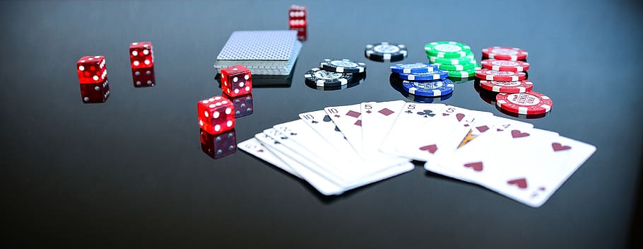 Poker Chips Value, focus, playing, cubes, leisure games Free HD Wallpaper