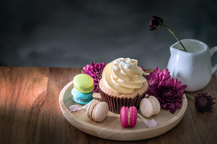 Sweet Cupcake Cake, cupcake, flowers, macaron, french Free HD Wallpaper