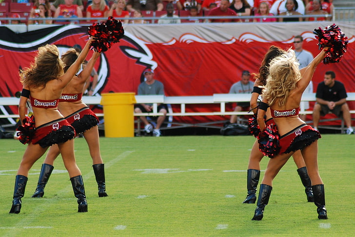 Vintage Buccaneers Cheerleaders, football, cheerleader, bay, buccaneers Free HD Wallpaper