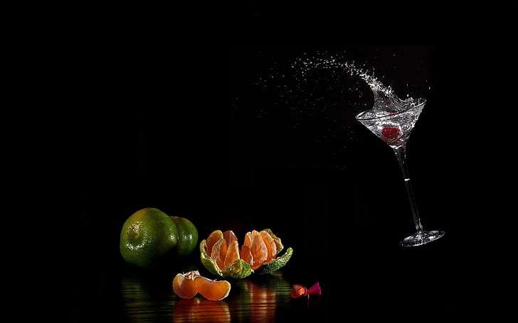 Static, cocktail, glass, lime, vodka Free HD Wallpaper