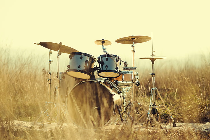 White Drum Set, grass, plant, musical, field Free HD Wallpaper