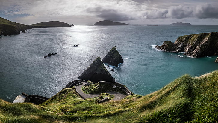 Grayscale Photography, islands, clouds, rocks, seascape Free HD Wallpaper