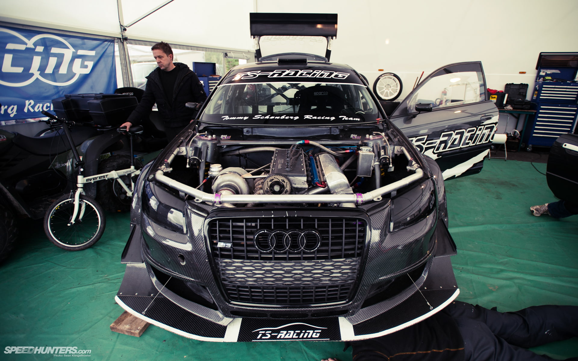 race, fiber, engine, carbon