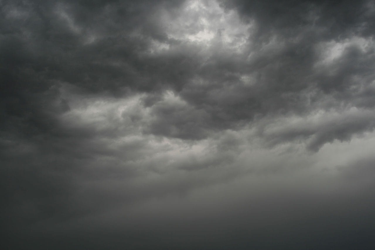 torrential rain, gray, wind, no people