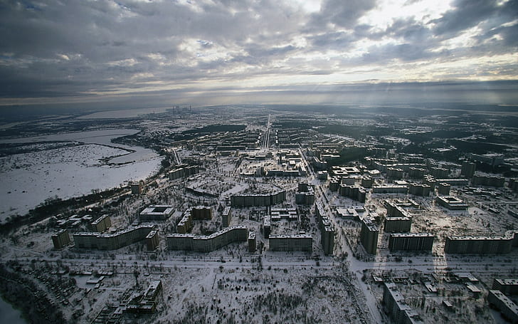 Chernobyl Evacuation, chernobyl, pripyat, winter, snow Free HD Wallpaper