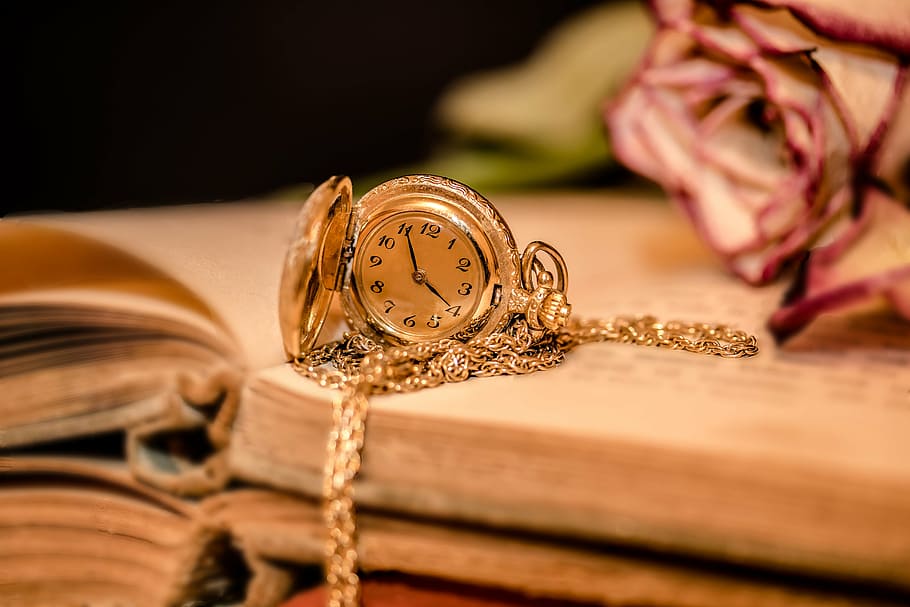 Cufflinks, book pages, time, time indicating, gold chain