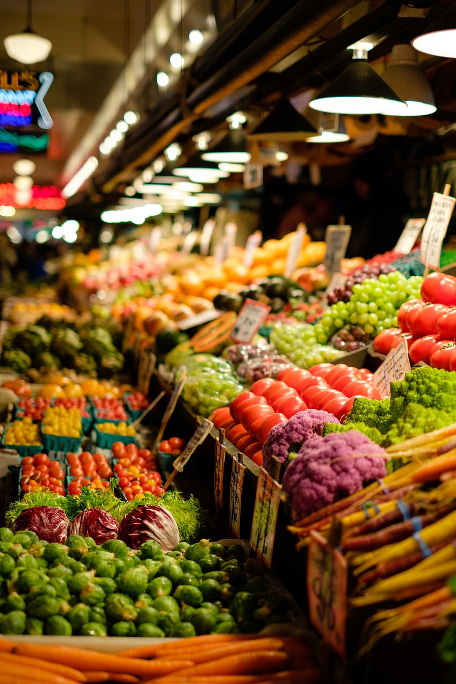 Grocery Store Fruit Display, food, indoors, selective focus, market stall