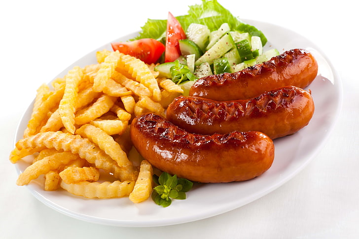 Sausage Plating, fast food french fries, food and drink, closeup, onion Free HD Wallpaper