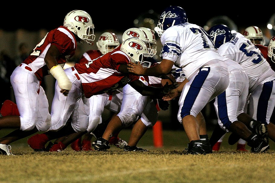 sports event, crash helmet, american football field, athlete