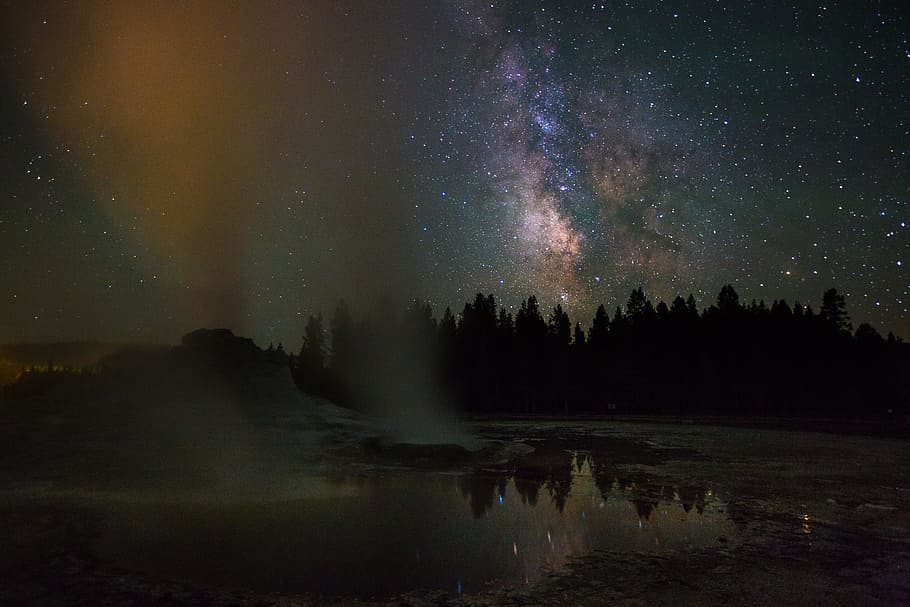 Yellowstone Itinerary, cosmos, sparkle, space and astronomy, nature Free HD Wallpaper