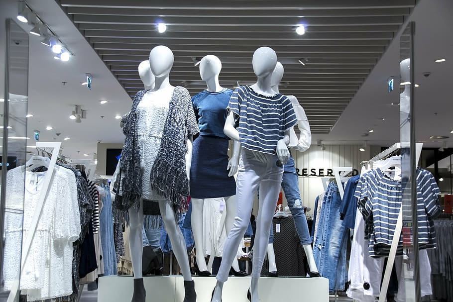 Fashion Display Mannequins, dress, for sale, hanging, fashionable clothes Free HD Wallpaper