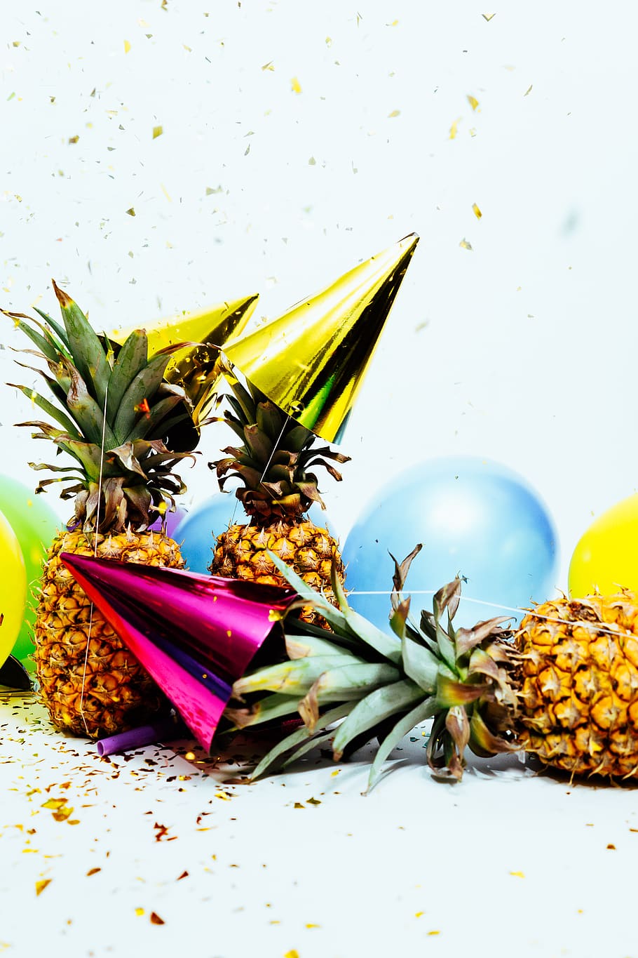 Luau Pineapple, summer, nature, holiday, celebration Free HD Wallpaper