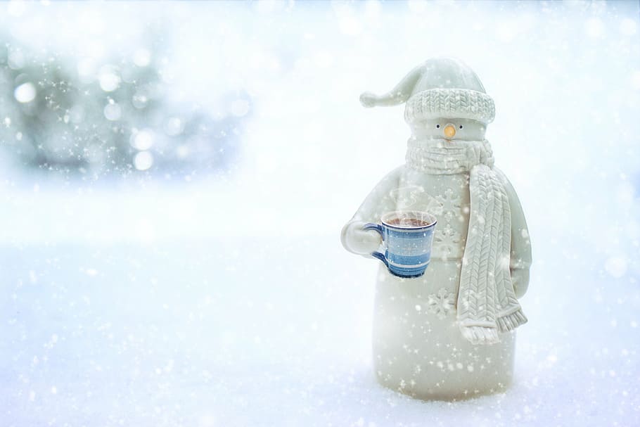 Snowman Lantern, creativity, outdoors, frost, water Free HD Wallpaper