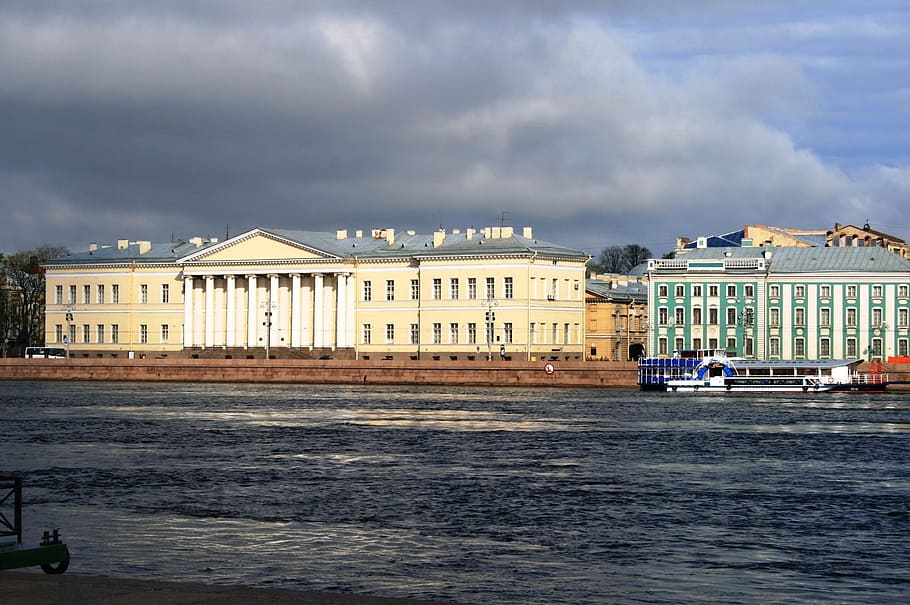 U.S. Government Buildings, europe, no people, pale yellow and white, rippled Free HD Wallpaper