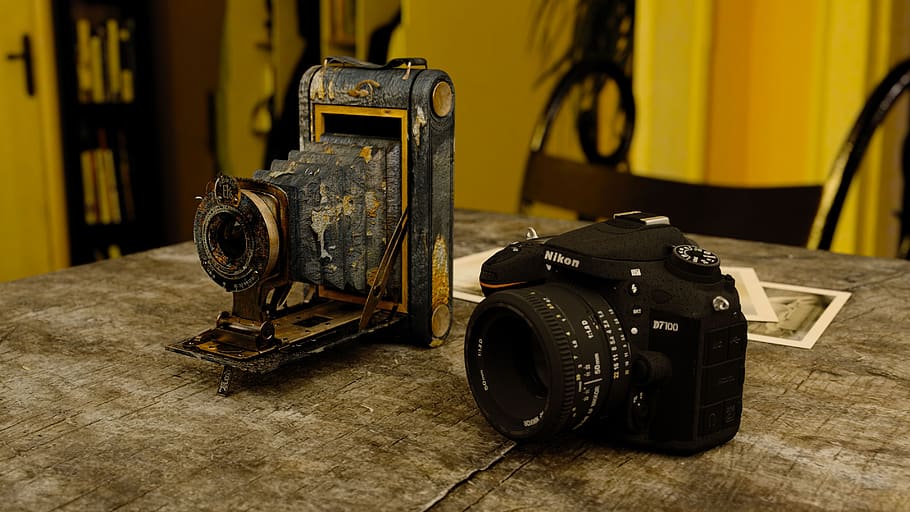 Old Camera Graphic, shoot, focus on foreground, antique, the past