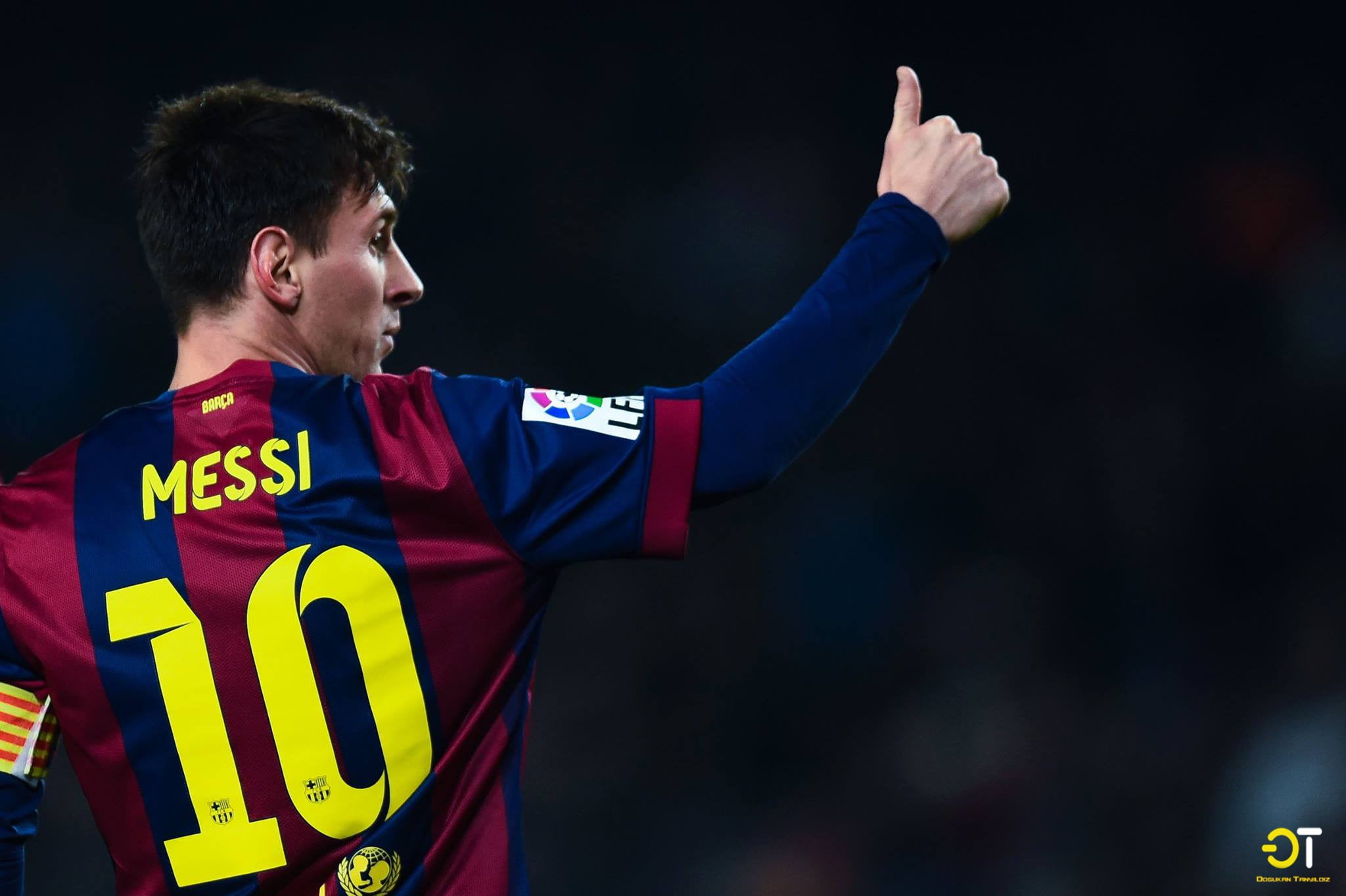 صور Messi, communication, men, clothing, focus on foreground