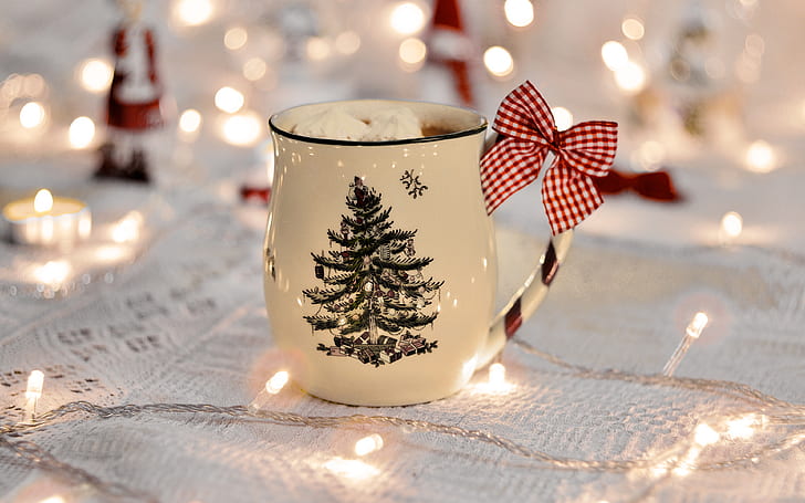 Victorian Winter, mug, candle, christmas lights, holiday macro Free HD Wallpaper