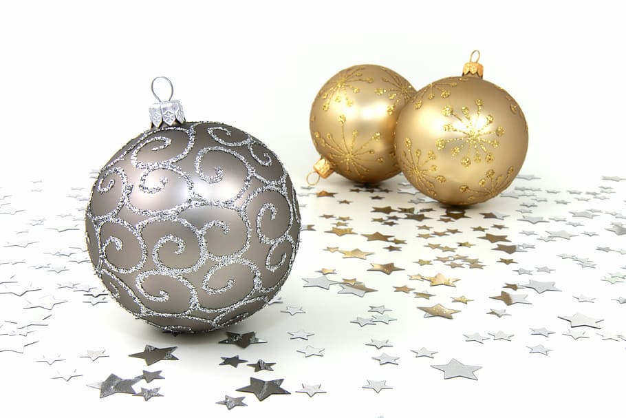 Gold and Silver Christmas Balls, winter, ornate, object, holiday Free HD Wallpaper