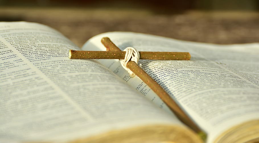 of Open Bible, gods words, selective focus, two objects, resurrection Free HD Wallpaper